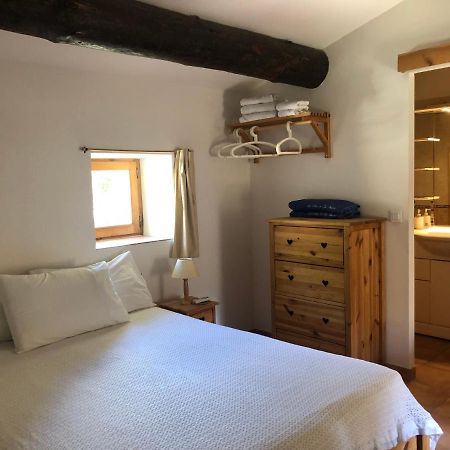Willa La Boulangerie Saint-Sauveur-de-Cruzière Zewnętrze zdjęcie